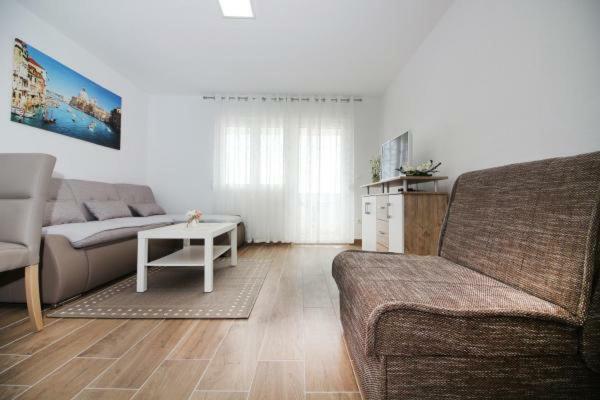 Mara Apartment Rogoznica  Exterior photo